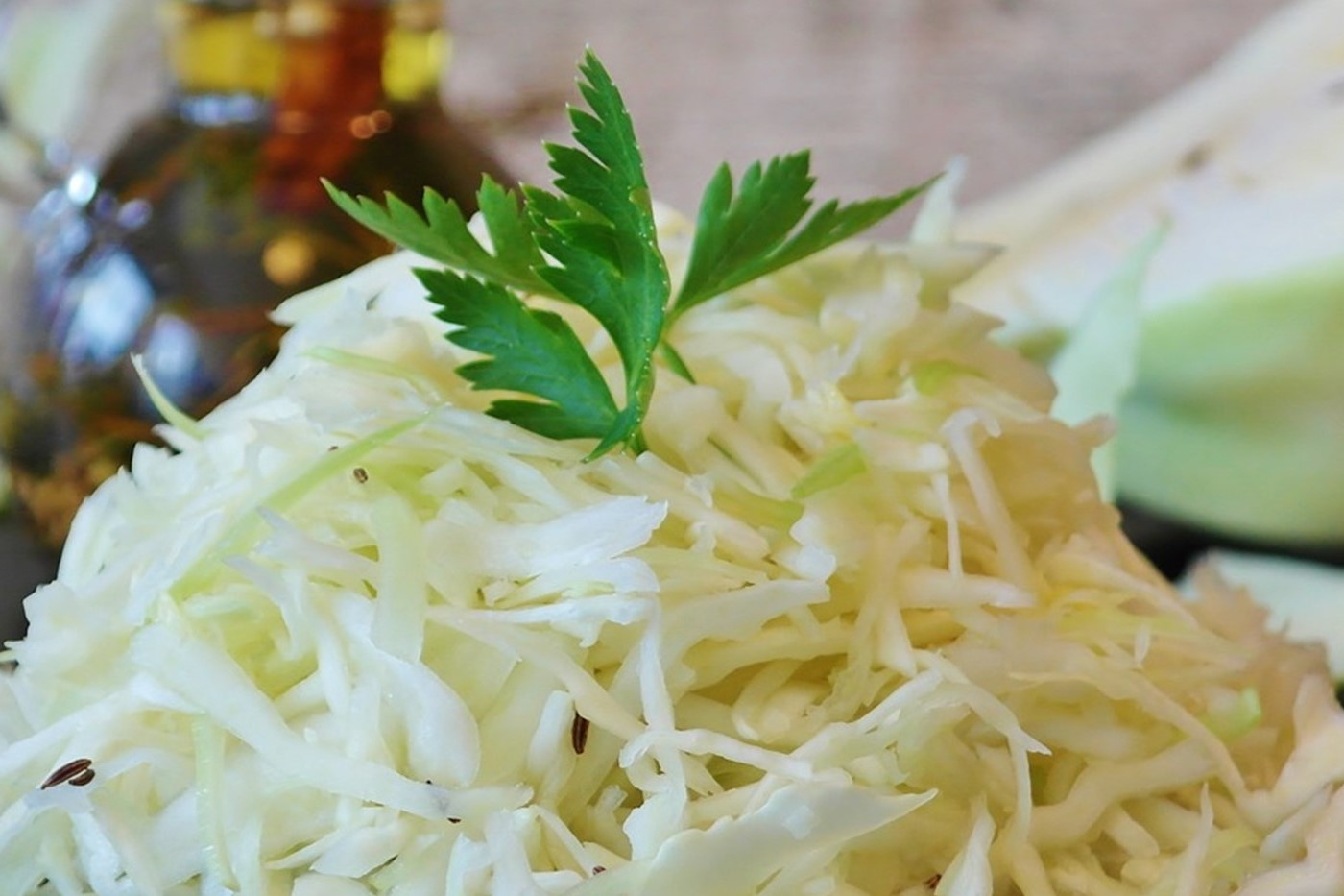 Karamellisiertes Weißkohl-Gemüse